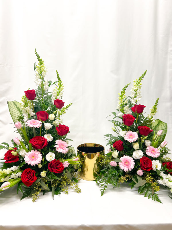Funeral arrangemens for urn With all my love