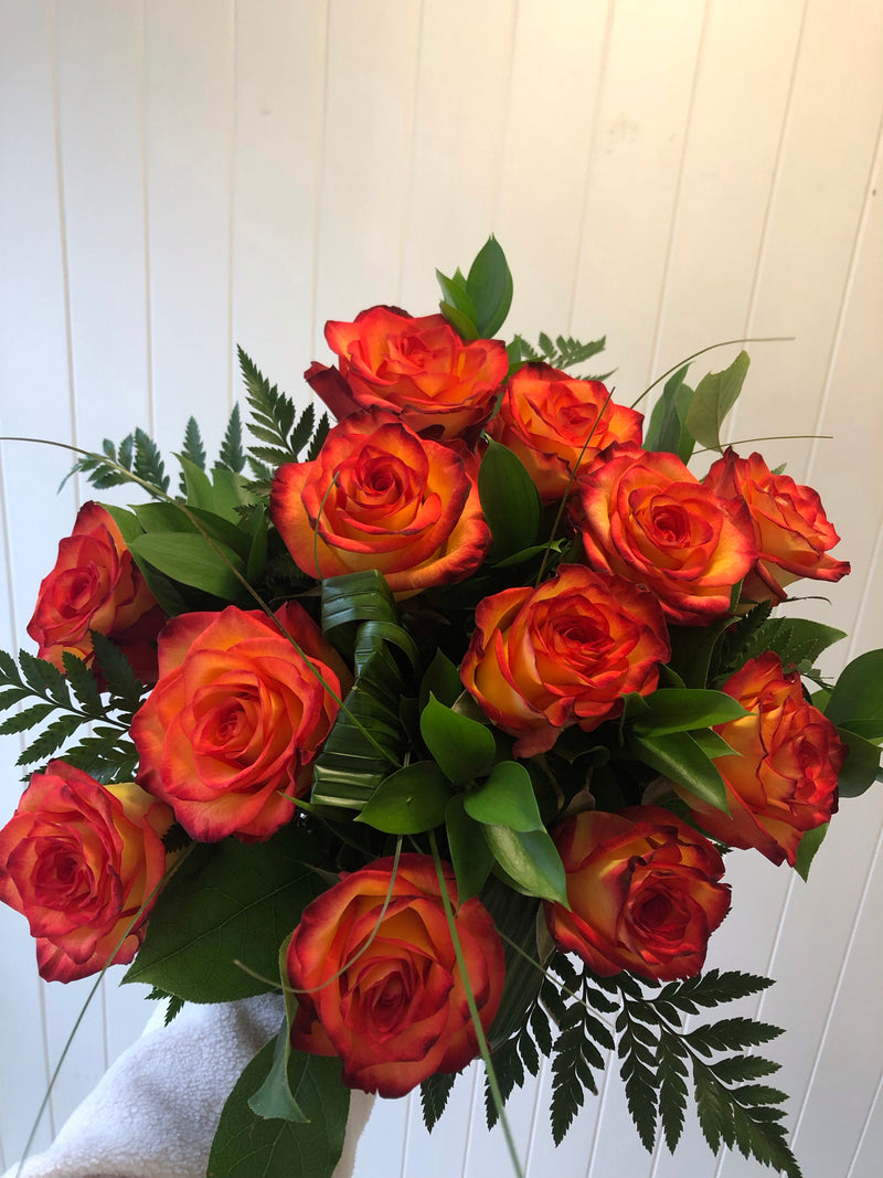 Dozen of 2-tone orange roses